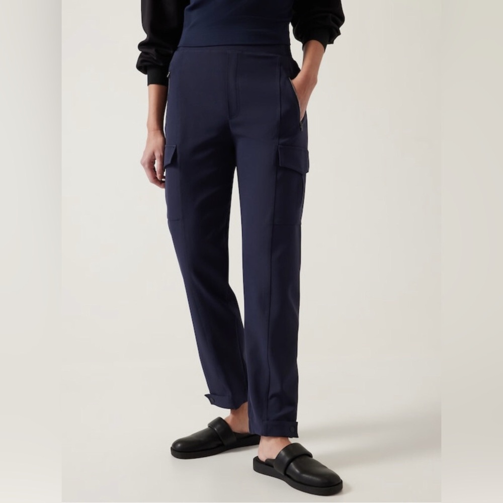 Athleta Dark Blue Women's Straight Leg Cargo Pants